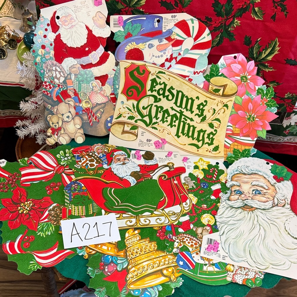 Vtg Festive Holiday Wall or Window Decor Lot (9)